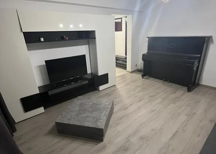 Dragut Si Spatios In Centrul Orasului - Parcare Gratuita דירה