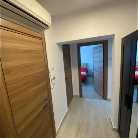 Apartament Dragut Si Spatios In Centrul Orasului - Parcare Gratuita Bukareszt