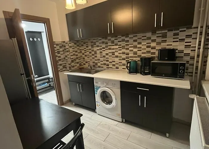 Dragut Si Spatios In Centrul Orasului - Parcare Gratuita