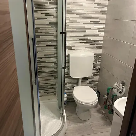 Dragut Si Spatios In Centrul Orasului - Parcare Gratuita דירה *